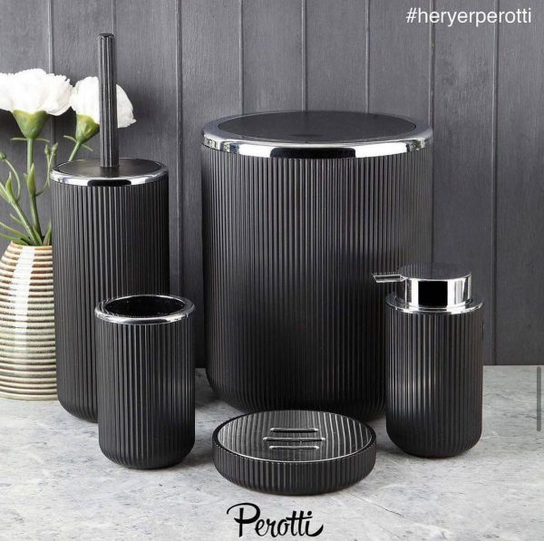 ست بهداشتیه ۵ پارچه perotti ترکیه